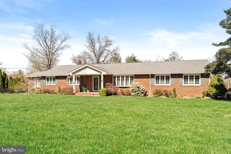 6 Stanley Dr, Robbinsville, NJ 08691 - #2