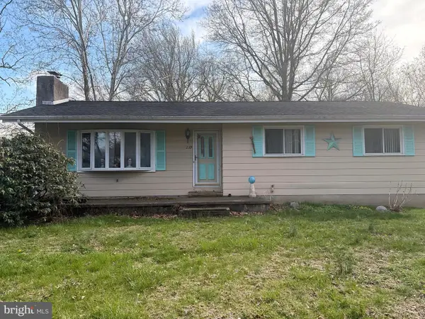 239 Bakers Basin Rd, TRENTON, NJ 08648