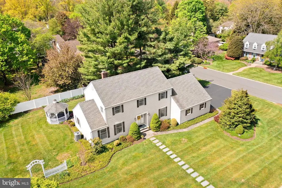 9 Holly Ln, Lawrenceville, NJ 08648 - #2