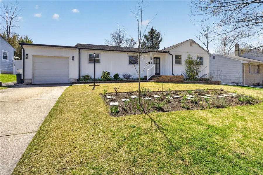 21 Allwood Dr, Lawrence, NJ 08648 - #3