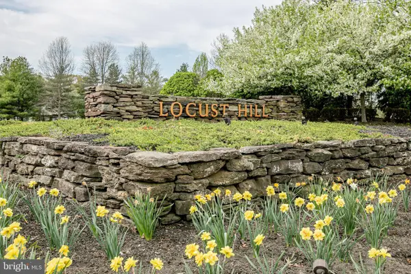 37 Bear Meade Dr, HAMILTON, NJ 08691