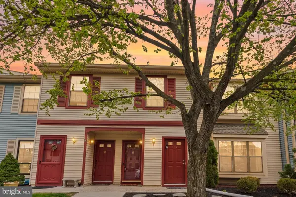 165 Wyndham Pl, ROBBINSVILLE, NJ 08691