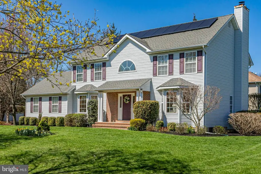 8 Poinsett Dr, Lawrence, NJ 08648 - #2