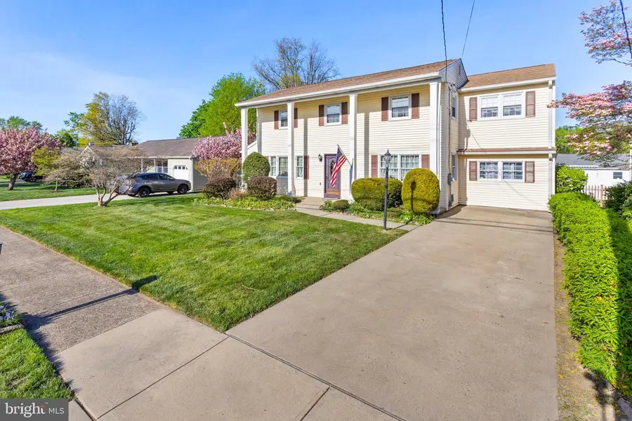 436 Paxson Ave, Hamilton, NJ 08690 - #2