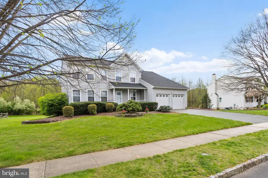 28 Hibiscus Ln, Robbinsville, NJ 08691 - #3