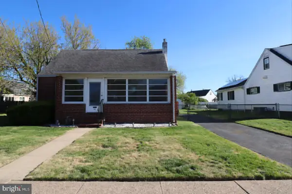 19 Benton Rd, HAMILTON, NJ 08610