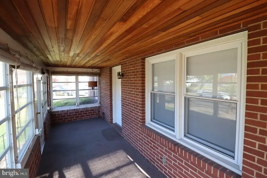 19 Benton Rd, Hamilton, NJ 08610 - #2