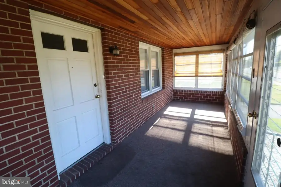 19 Benton Rd, Hamilton, NJ 08610 - #3