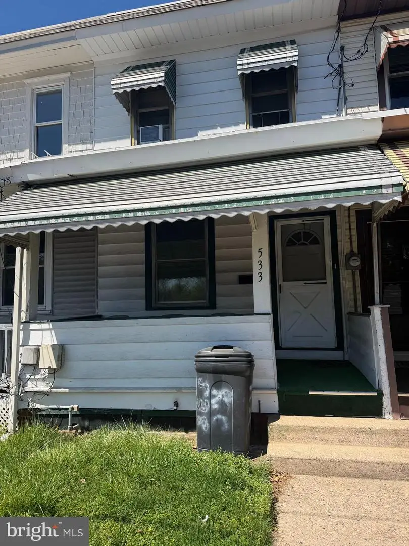 533 N Willow St, Trenton, NJ 08618 - #1