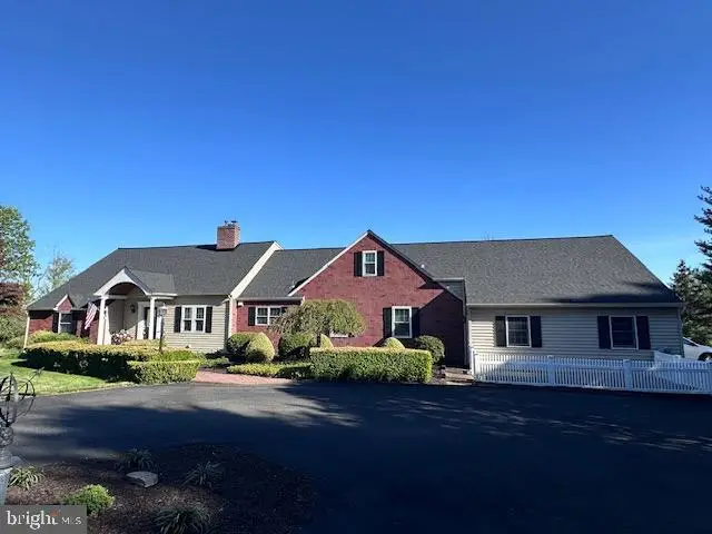 50 Harbourton Woodsville Rd, Pennington, NJ 08534 - #1