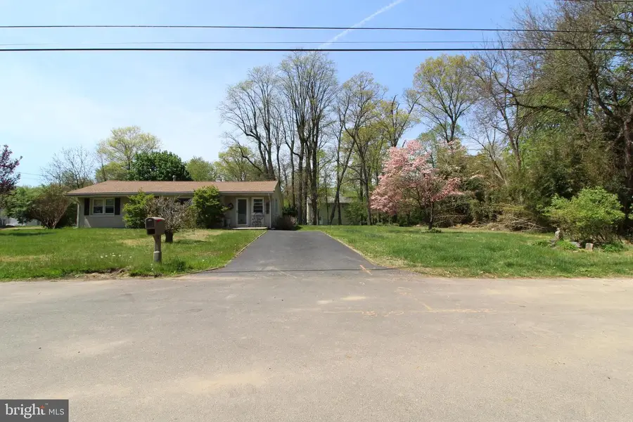 21 Vetterlein Ave, Hamilton, NJ 08619 - #2