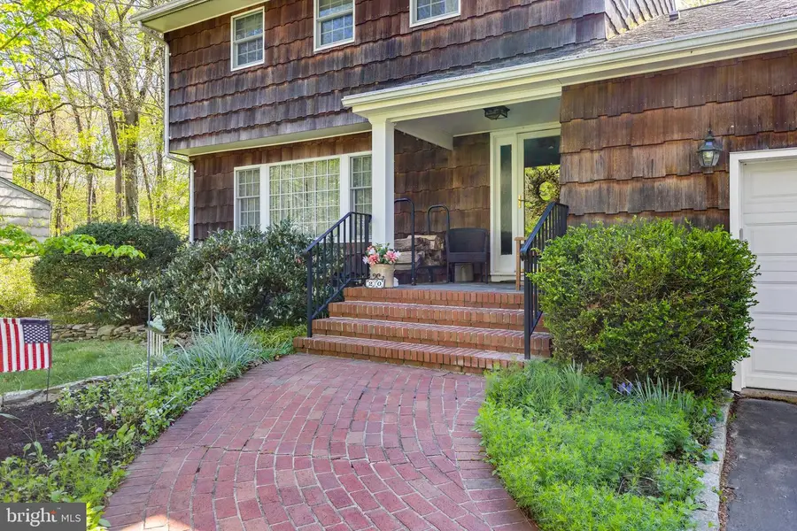 20 Jeffrey Ln, Hightstown, NJ 08520 - #2