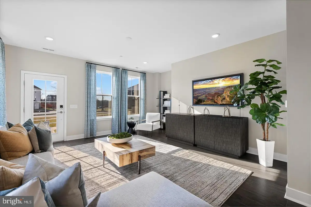 153 John Vanzandt Dr, Titusville, NJ 08560 - #1