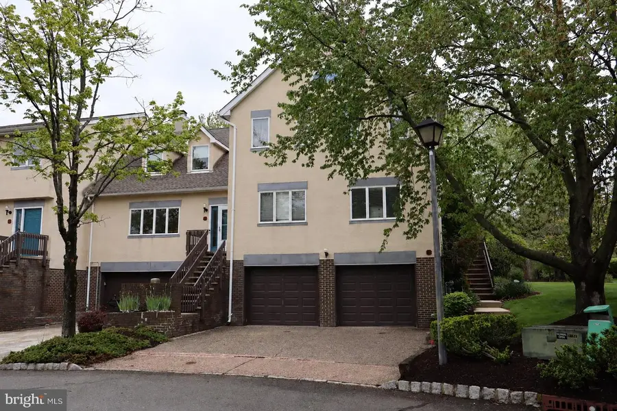 22 Exeter Ct, Princeton, NJ 08540 - #2