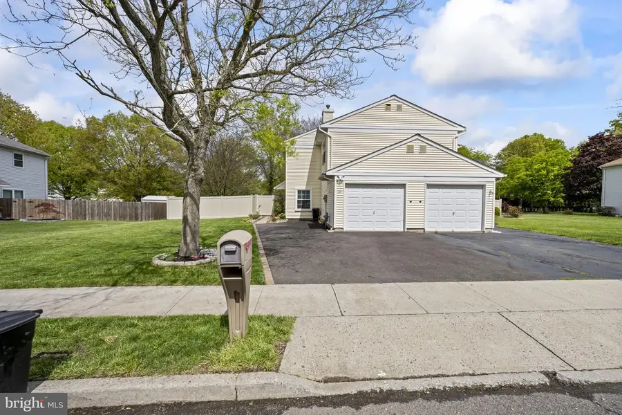 33 Spyglass Ct, East Windsor, NJ 08520 - #3