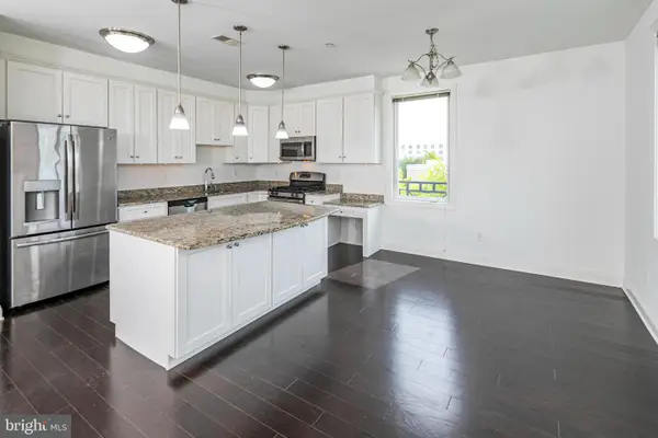 2330 Route 33 #212, ROBBINSVILLE, NJ 08691