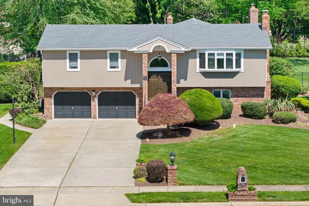 33 E Acres Dr, Hamilton, NJ 08620 - #1