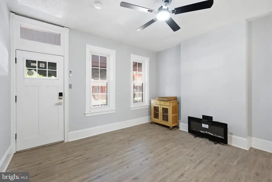 19 Cuyler Ave, Trenton, NJ 08609 - #2