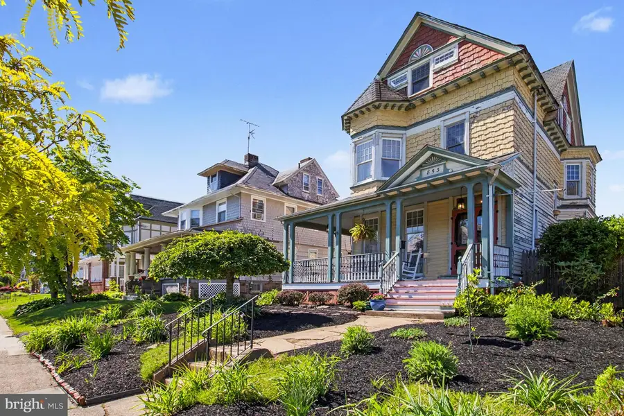 853 Berkeley Ave, Trenton, NJ 08618 - #3