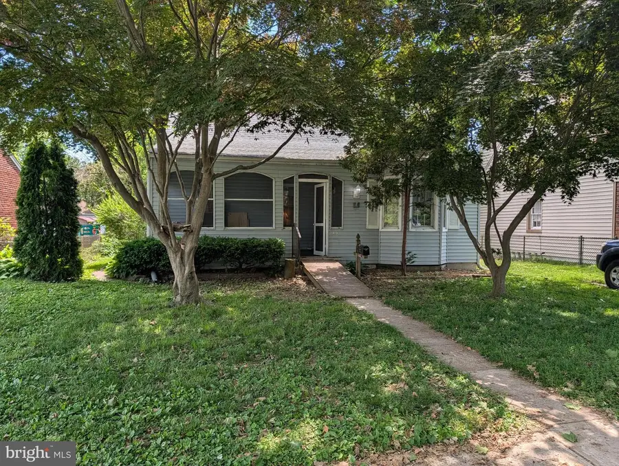 410 W Park Ave, Hamilton, NJ 08610 - #2