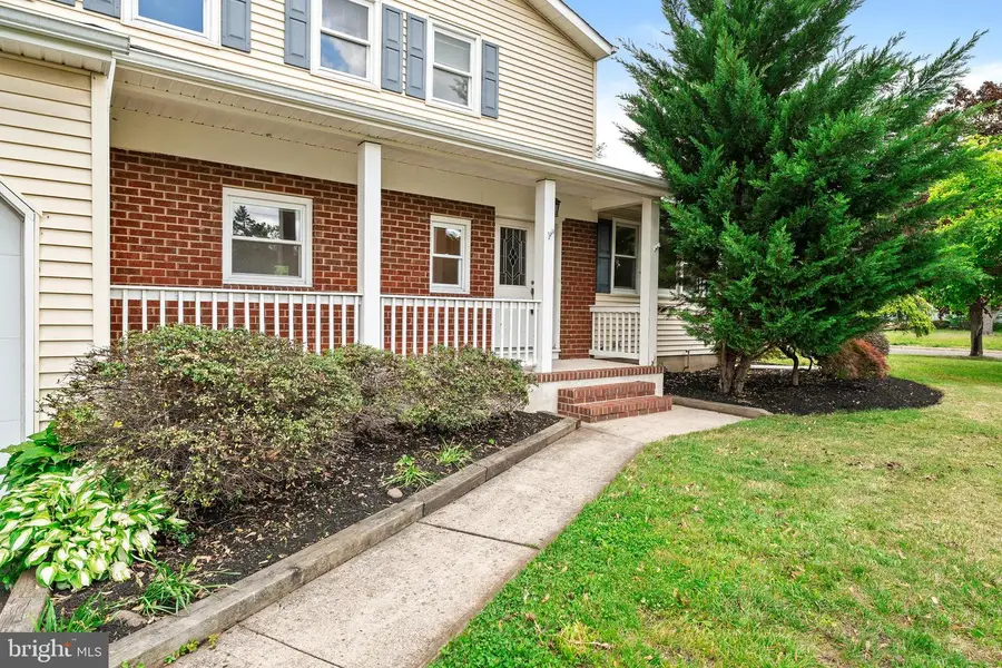 11 Wolfpack Rd, Hamilton, NJ 08619 - #3