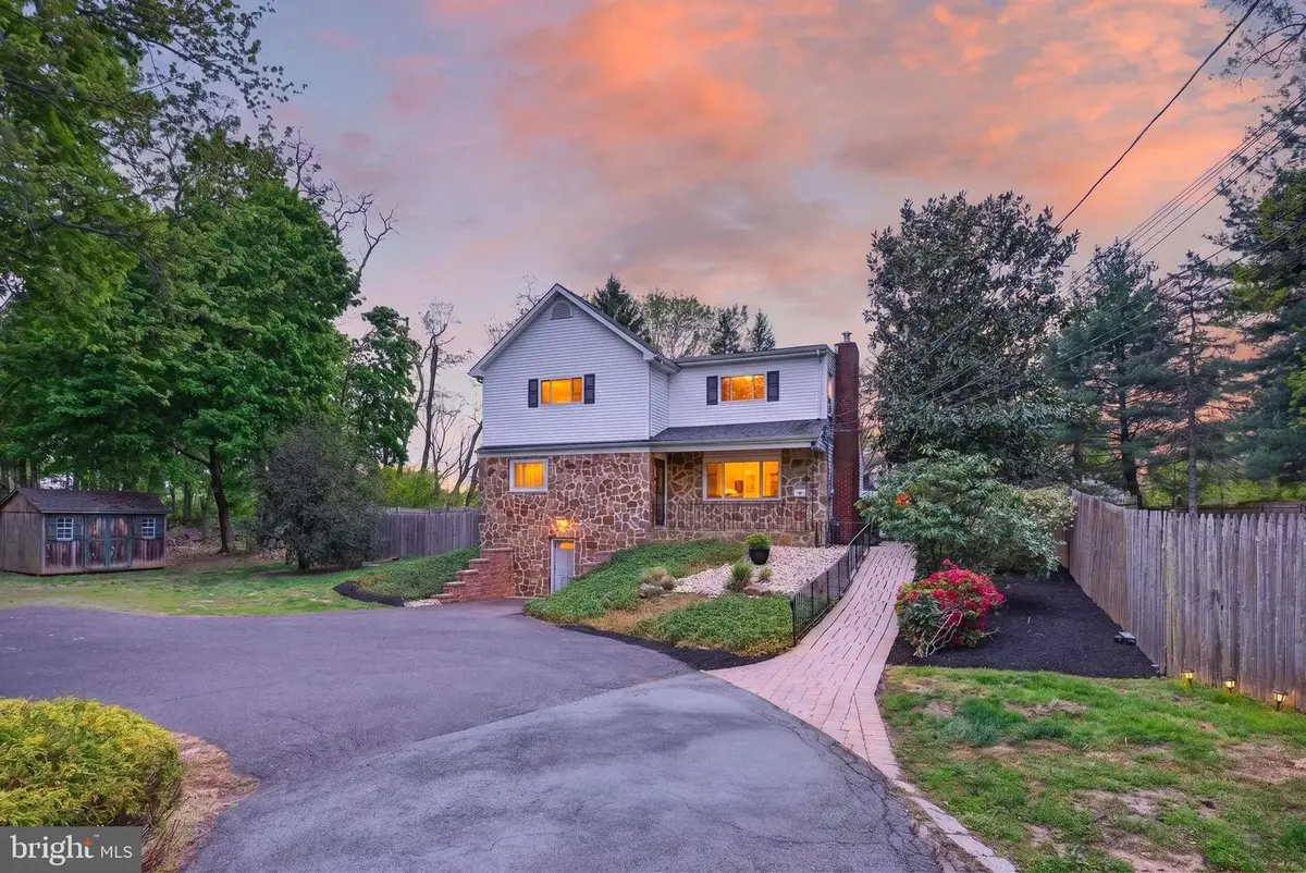 261 Upper Ferry Rd, Trenton, NJ 08560 - #1