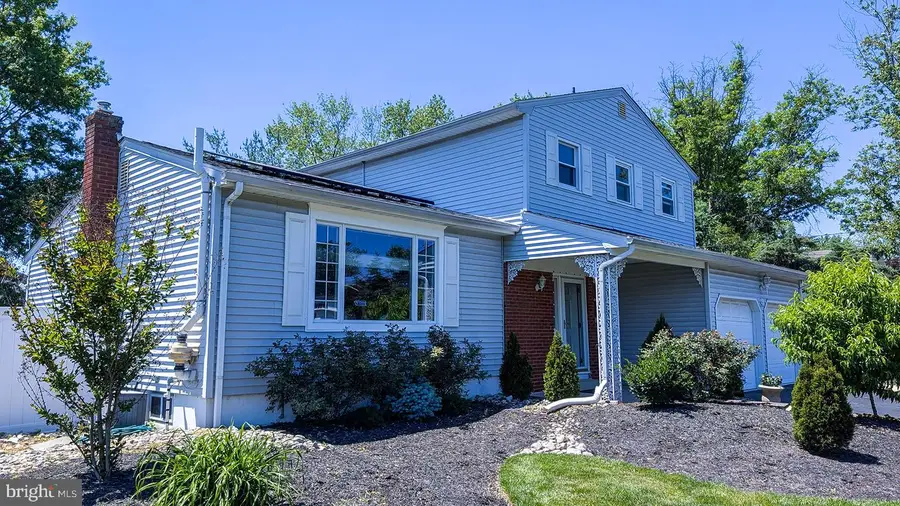 9 Wolfpack Rd, Hamilton, NJ 08619 - #3