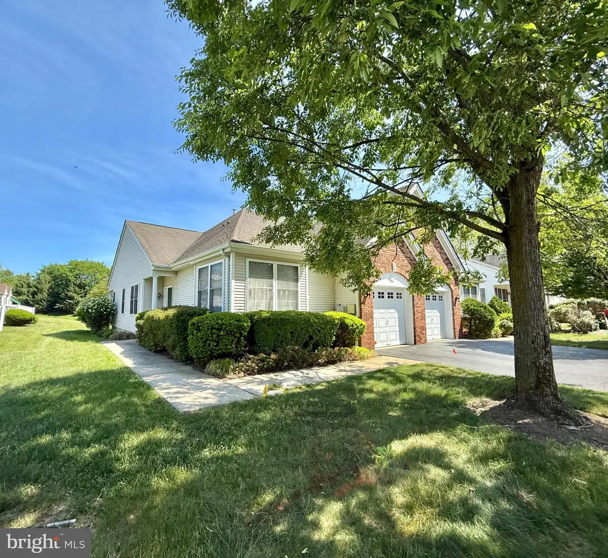 73 Meadowlark Dr, Hamilton, NJ 08690 - #1