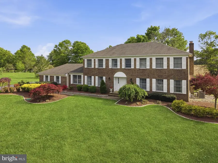 16 Providence Dr, Princeton Junction, NJ 08550 - #2