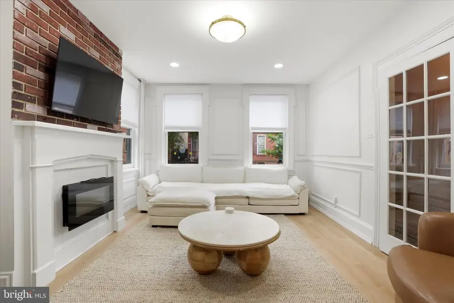 132 Jackson St, Trenton, NJ 08611 - #3