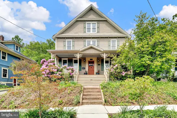 36 Hart Ave, HOPEWELL, NJ 08525