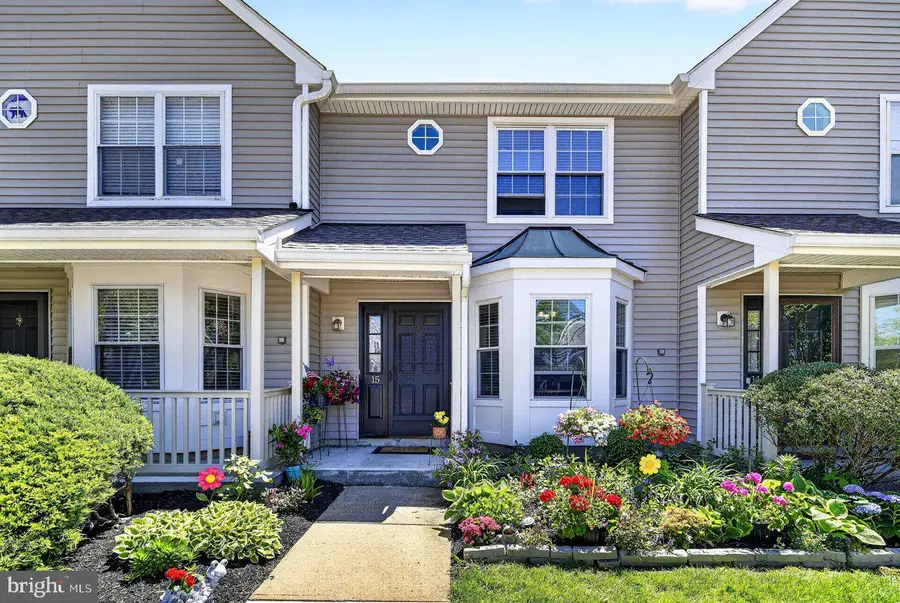 15 Stuyvesant Ct, Hightstown, NJ 08520 - #3