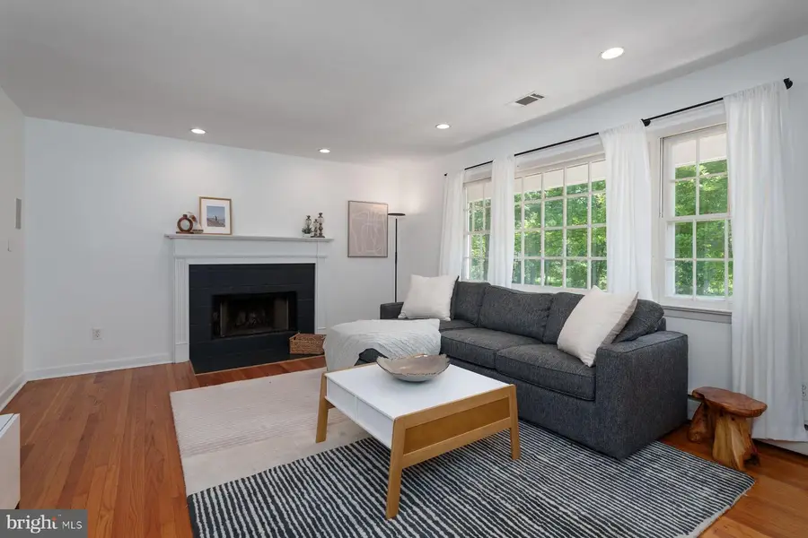 4 Manor Ave, Princeton, NJ 08540 - #3