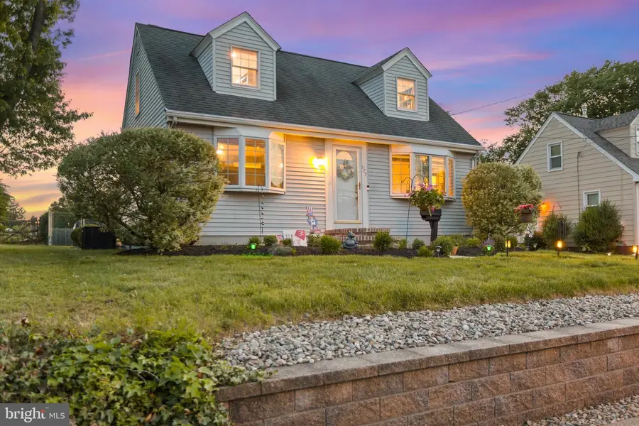 177 Regina Ave, Hamilton, NJ 08619 - #3