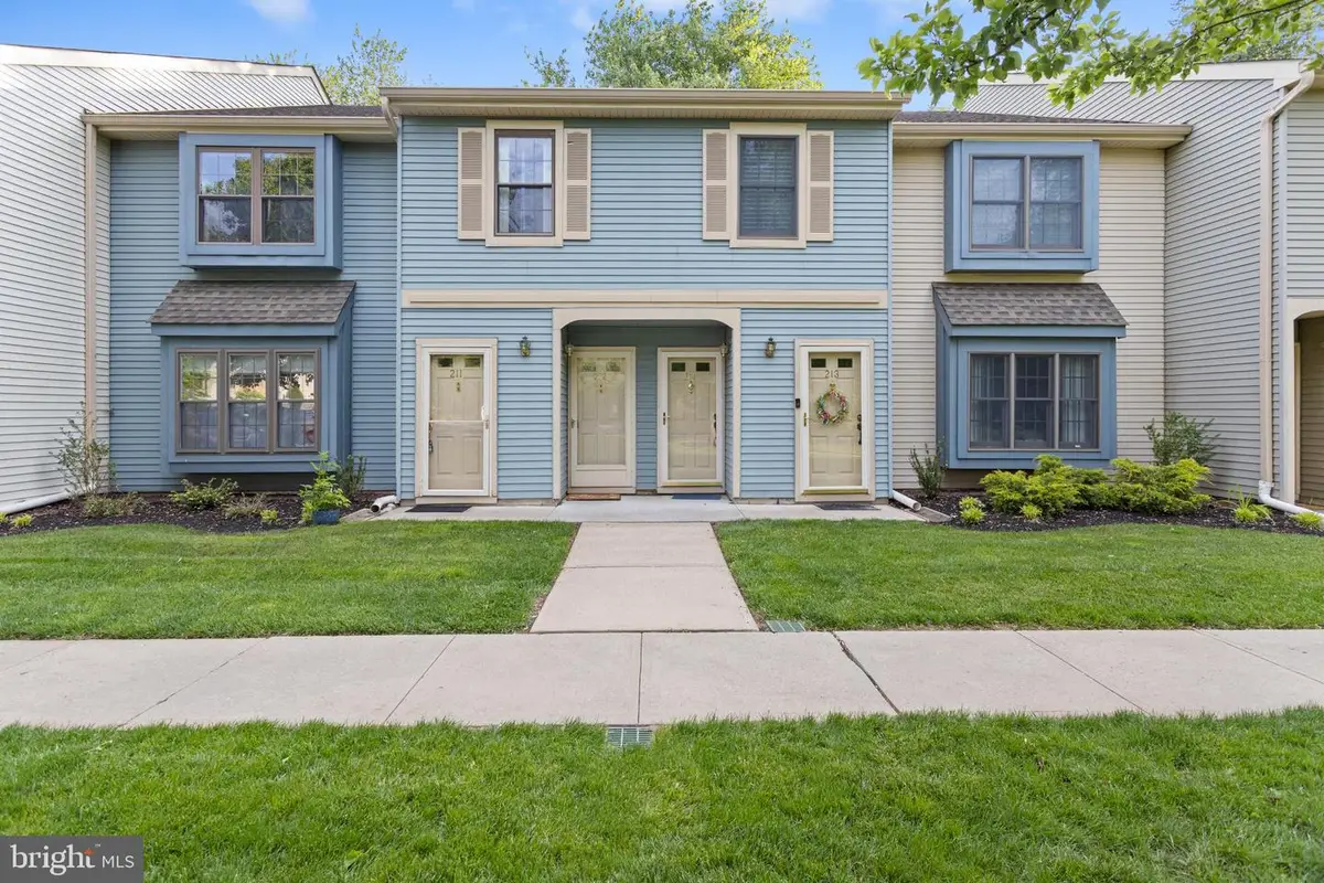 214 Wyndham Pl, Trenton, NJ 08691 - #1