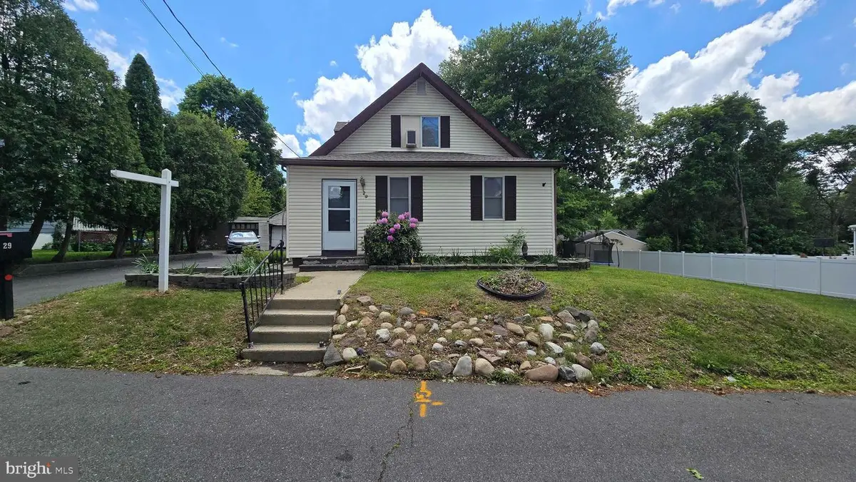 29 Mabel St, Trenton, NJ 08638 - #1