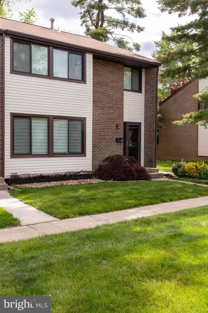 412 Kellington Dr, East Windsor, NJ 08520 - #2