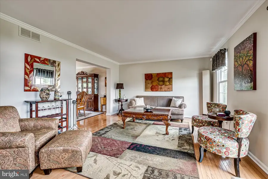 2 Acacia Ave, Robbinsville, NJ 08691 - #2