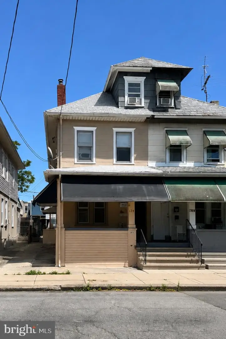 124 Nassau St, Trenton, NJ 08638 - #1