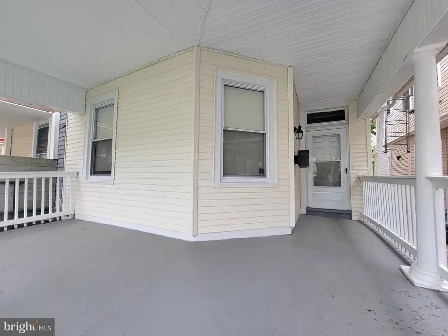 919 Carteret Ave, Trenton, NJ 08618 - #2