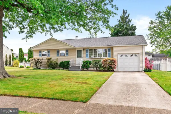 857 Estates Blvd, HAMILTON, NJ 08690