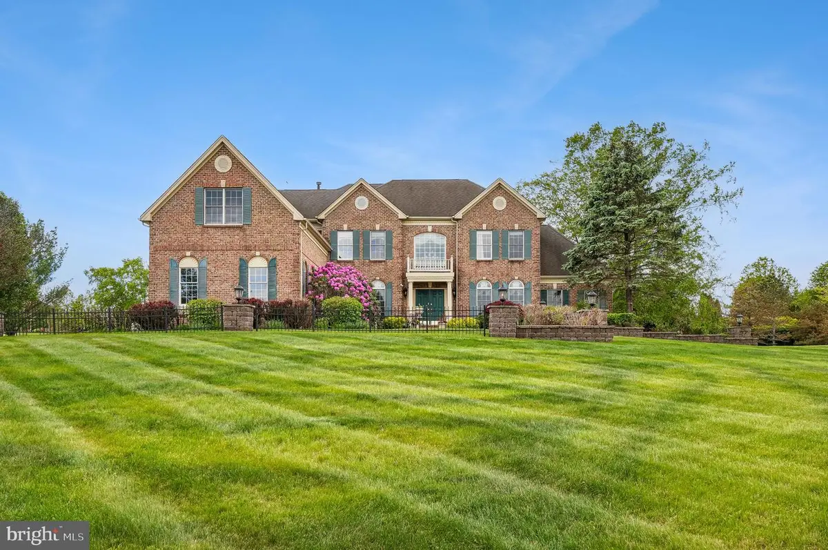 1 Baker Way, Pennington, NJ 08534 - #1