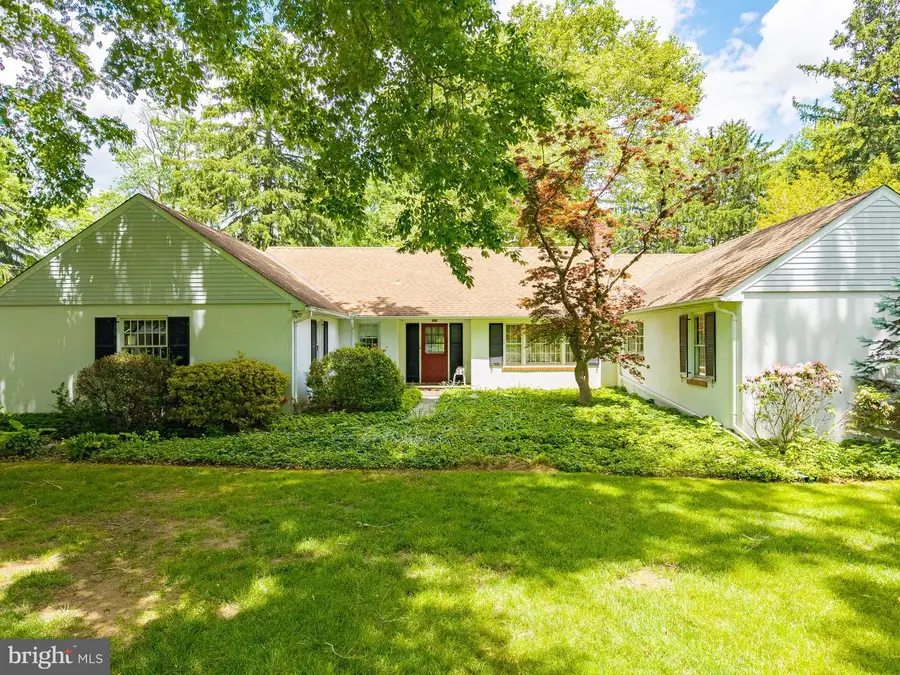 406 Village, Princeton Junction, NJ 08550 - #2