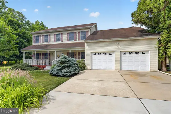 8 Newell Pl, HOPEWELL, NJ 08525
