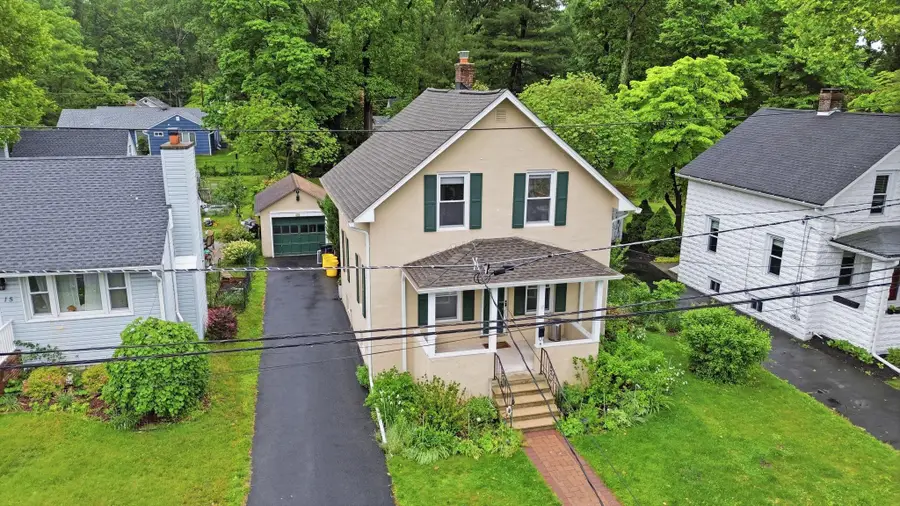 17 Berrien Ave, Princeton Junction, NJ 08550 - #3