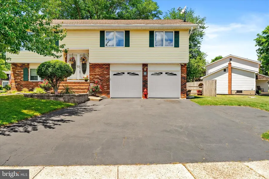 8 Quaint Lane, Hamilton, NJ 08690 - #3