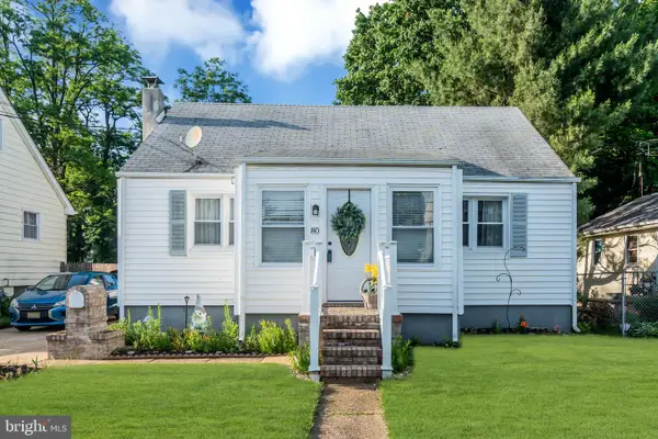 80 Locust Ave, HAMILTON, NJ 08620