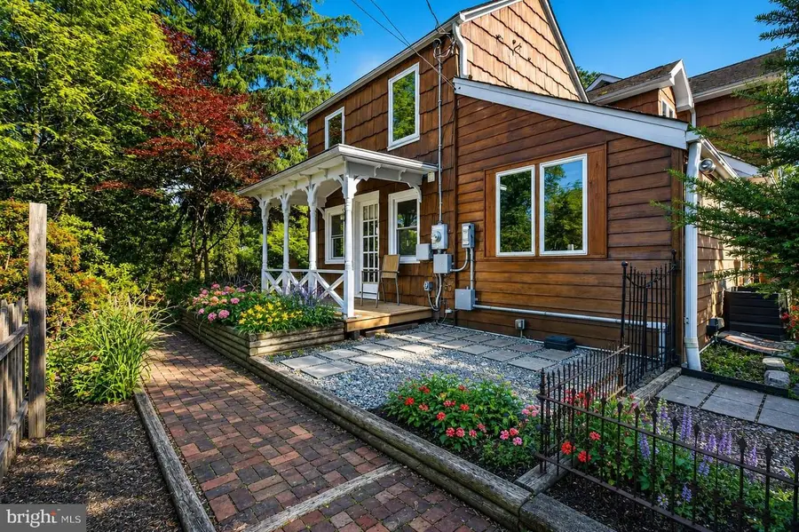 498 Perrineville Rd, Robbinsville, NJ 08520 - #3