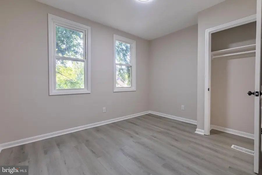 521 Mrtn King Jr, Trenton, NJ 08618 - #2