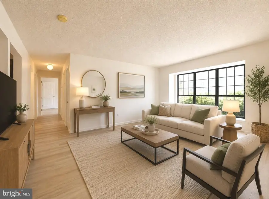 27 Joyner Ct, Lawrenceville, NJ 08648 - #3